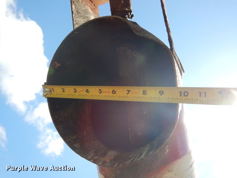 image for item DH5999 Willmar Load Runner 16 fertilizer tender bed