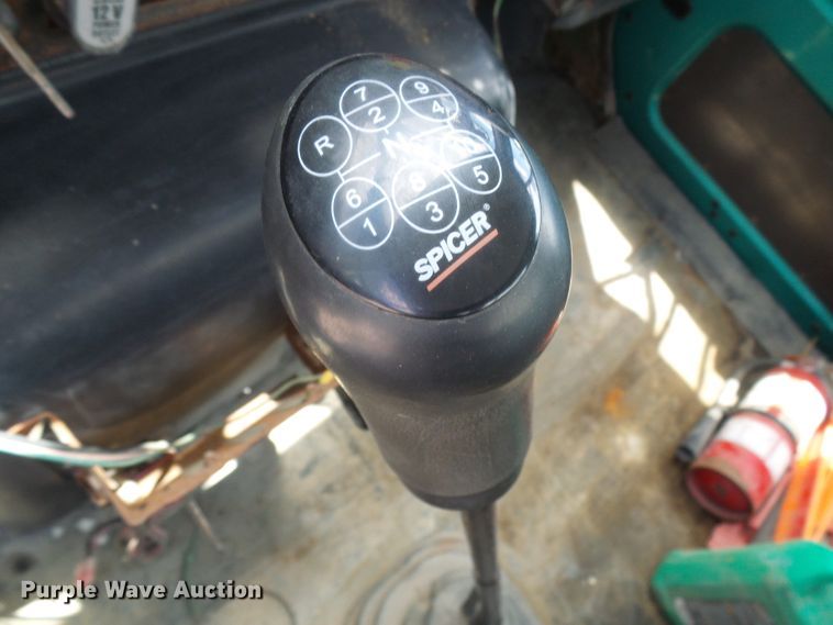 image for item DI0557 1997 International 8200 tender truck