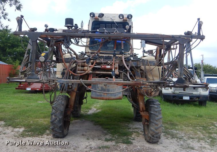 image for item ED9462 Hagie 8250 sprayer