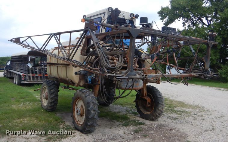 image for item ED9462 Hagie 8250 sprayer