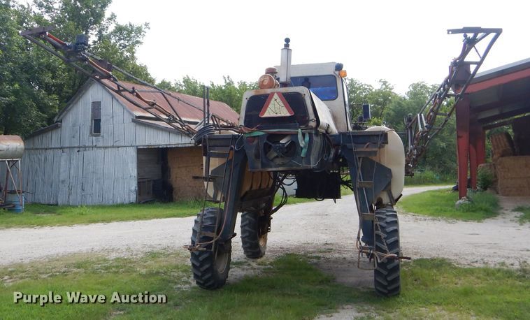 image for item ED9462 Hagie 8250 sprayer