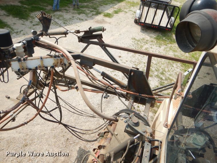 image for item ED9462 Hagie 8250 sprayer