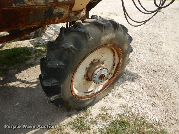 image for item ED9462 Hagie 8250 sprayer