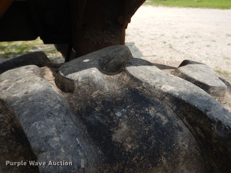 image for item ED9462 Hagie 8250 sprayer