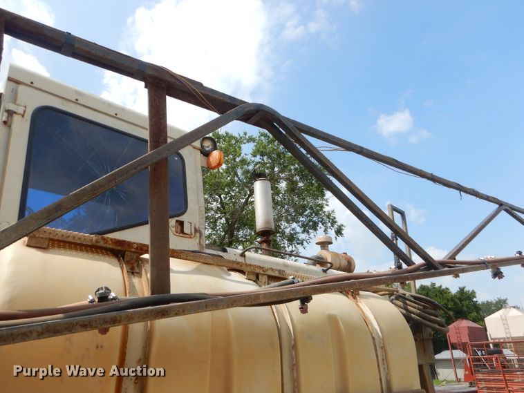 image for item ED9462 Hagie 8250 sprayer