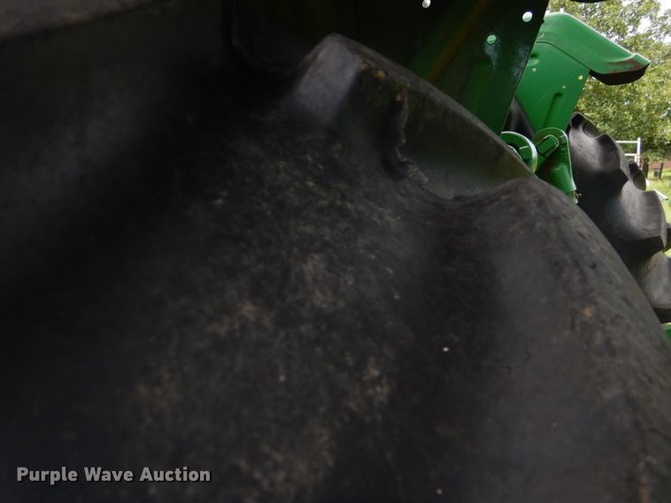 image for item ED9467 2011 John Deere 5065E tractor