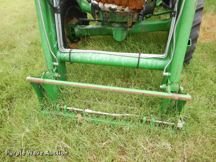 image for item ED9467 2011 John Deere 5065E tractor