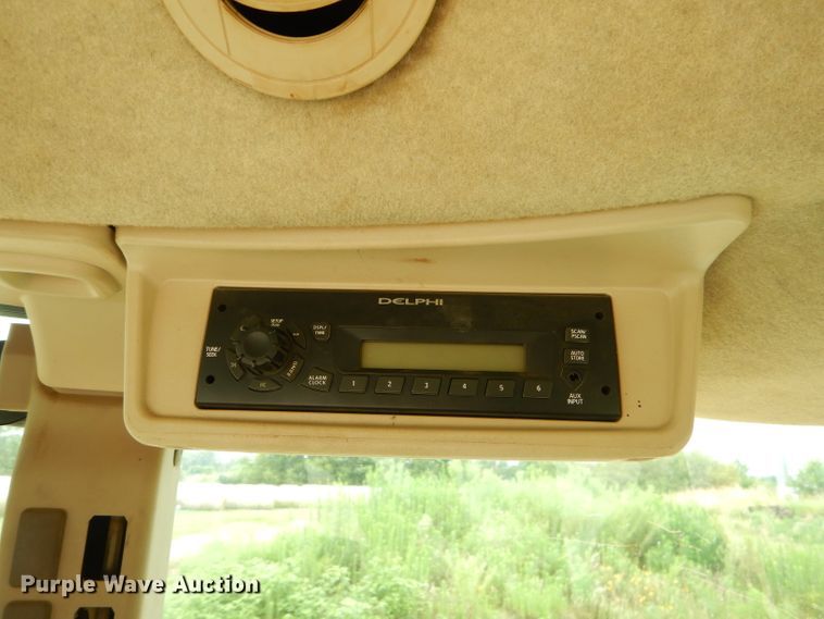 image for item ED9472 2010 John Deere 6130D MFWD tractor