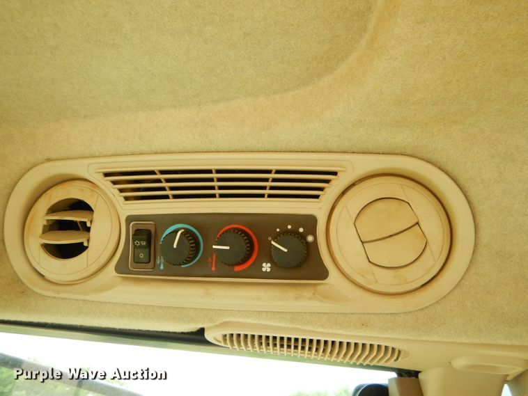 image for item ED9472 2010 John Deere 6130D MFWD tractor