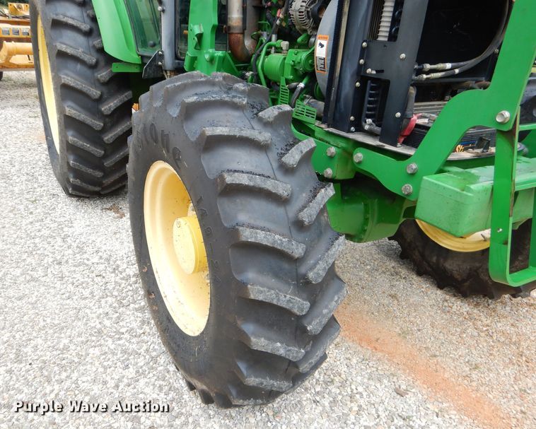 image for item ED9472 2010 John Deere 6130D MFWD tractor