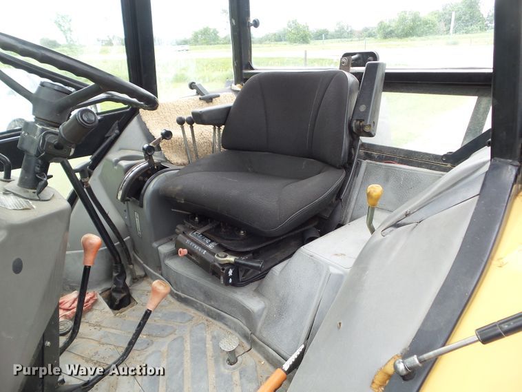 image for item EM9780 1997 Ford 545A MFWD tractor