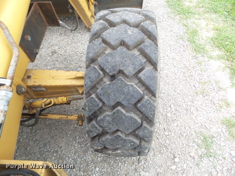 image for item EM9780 1997 Ford 545A MFWD tractor