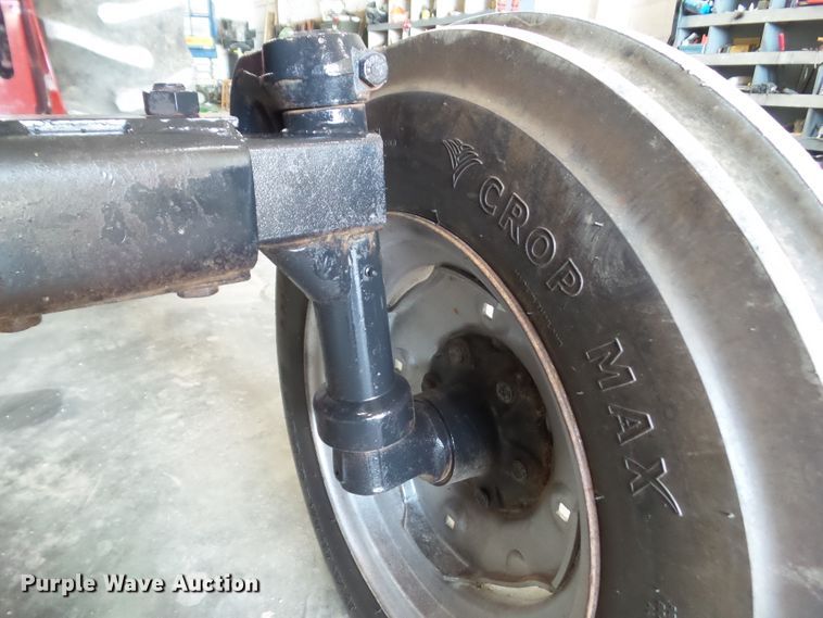 image for item EM9781 1989 Case IH 385 tractor