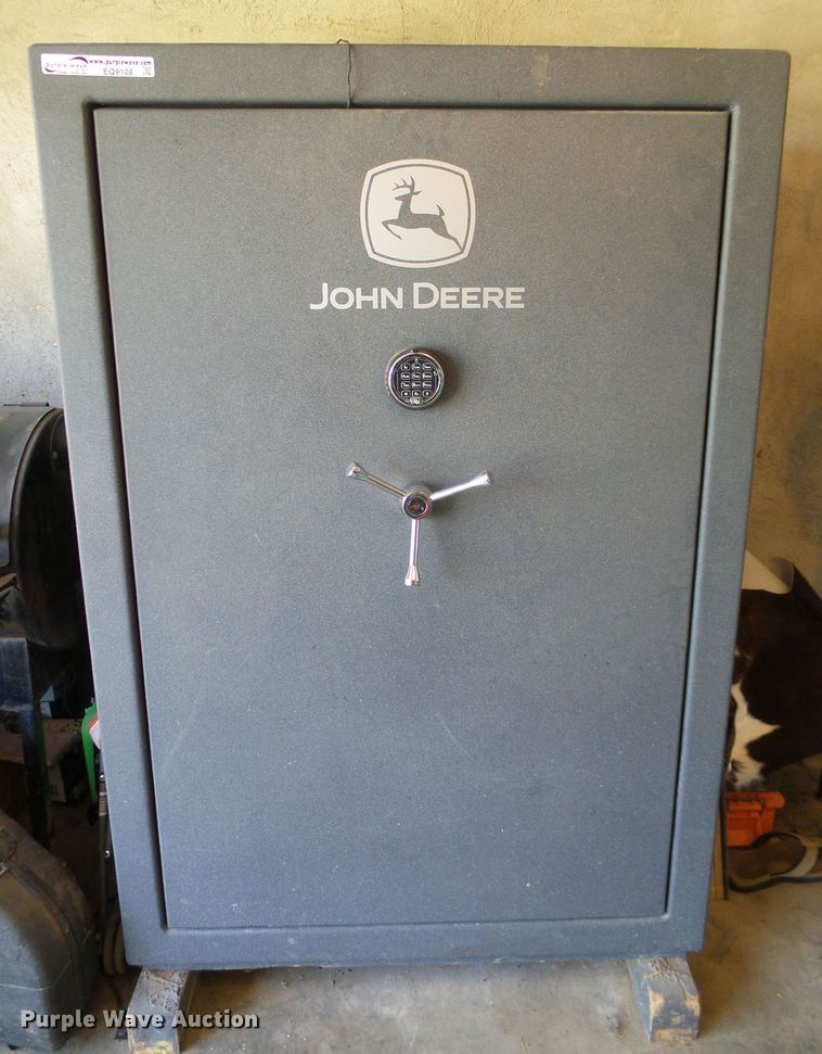 image for item EQ9108 John Deere gun safe