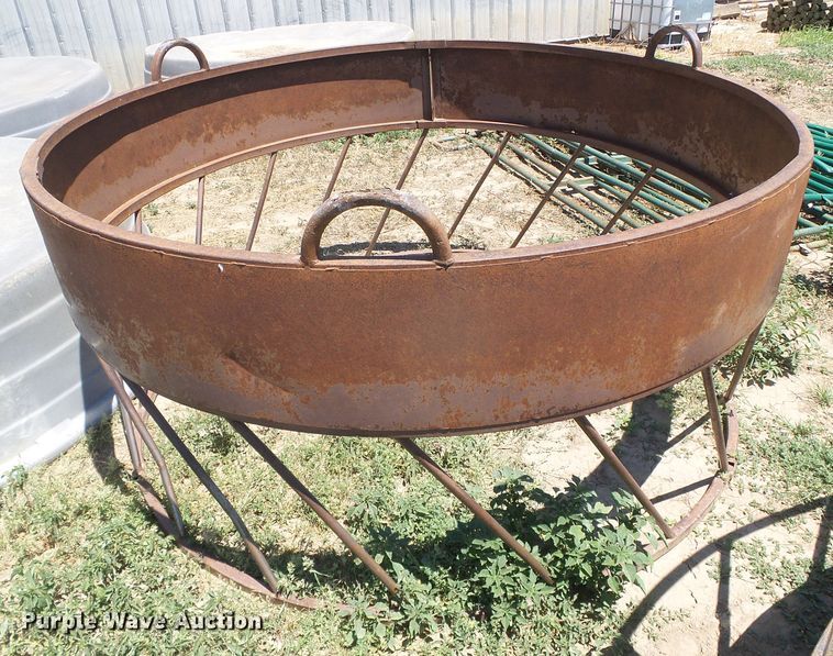 3 Hay Bale Feeders Item Eq9154 8 14 2019