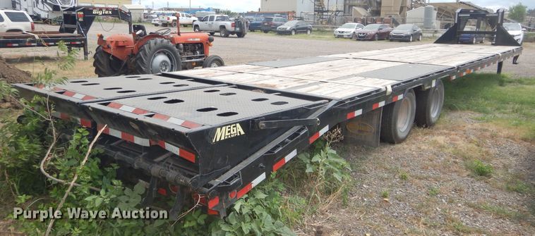 image for item FI9940 2018 Big Tex 25GN equipment trailer