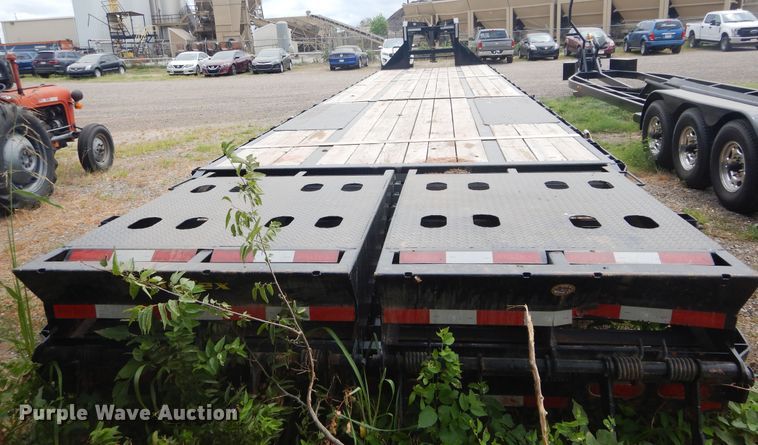 image for item FI9940 2018 Big Tex 25GN equipment trailer