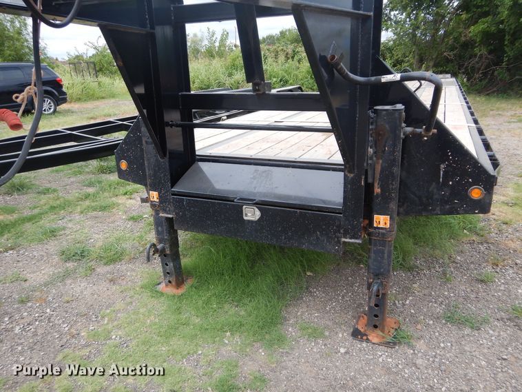image for item FI9940 2018 Big Tex 25GN equipment trailer