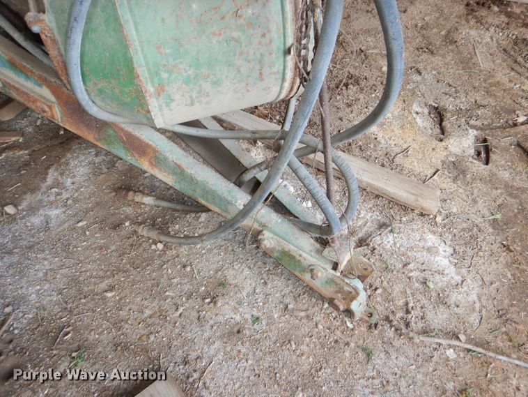 image for item FP9073 John Deere 1250 planter