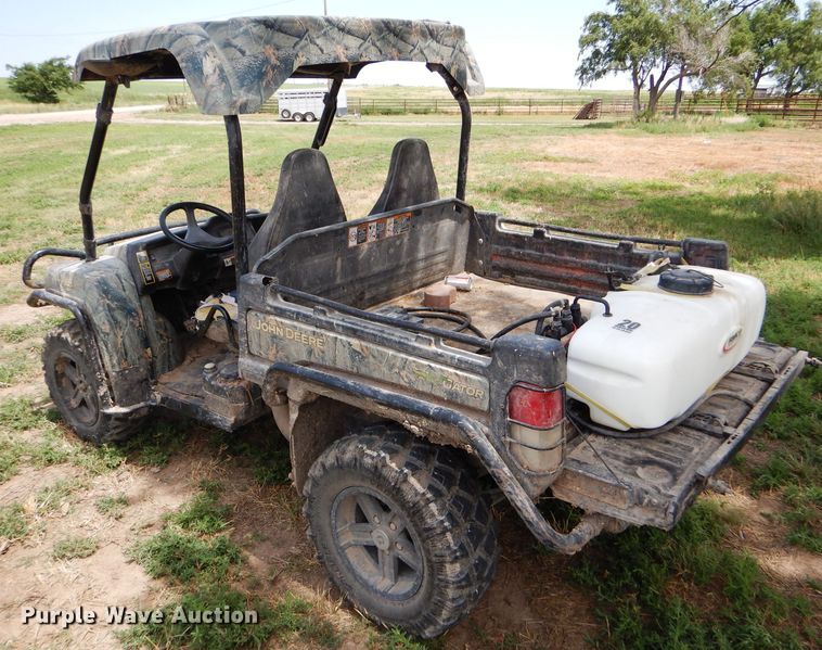 image for item FY9506 2011 John Deere 825i Gator utility vehicle