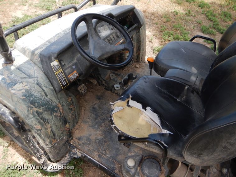 image for item FY9506 2011 John Deere 825i Gator utility vehicle