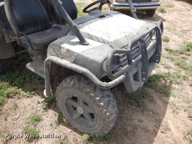 image for item FY9506 2011 John Deere 825i Gator utility vehicle