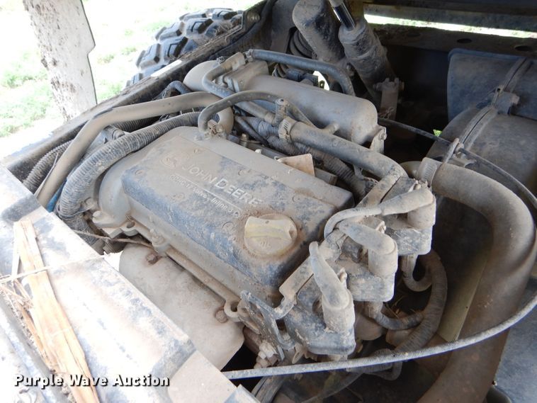 image for item FY9506 2011 John Deere 825i Gator utility vehicle