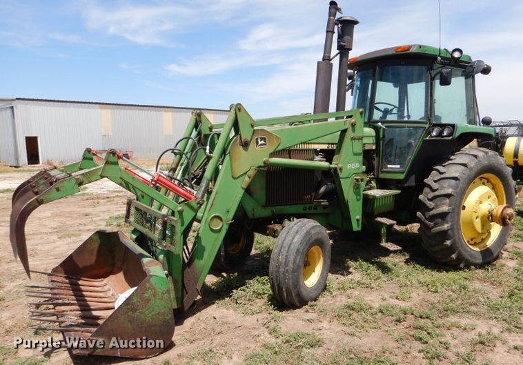 image for item FY9510 1980 John Deere 4440 tractor