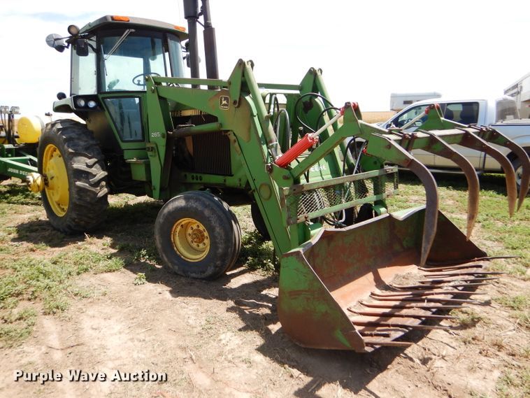 image for item FY9510 1980 John Deere 4440 tractor