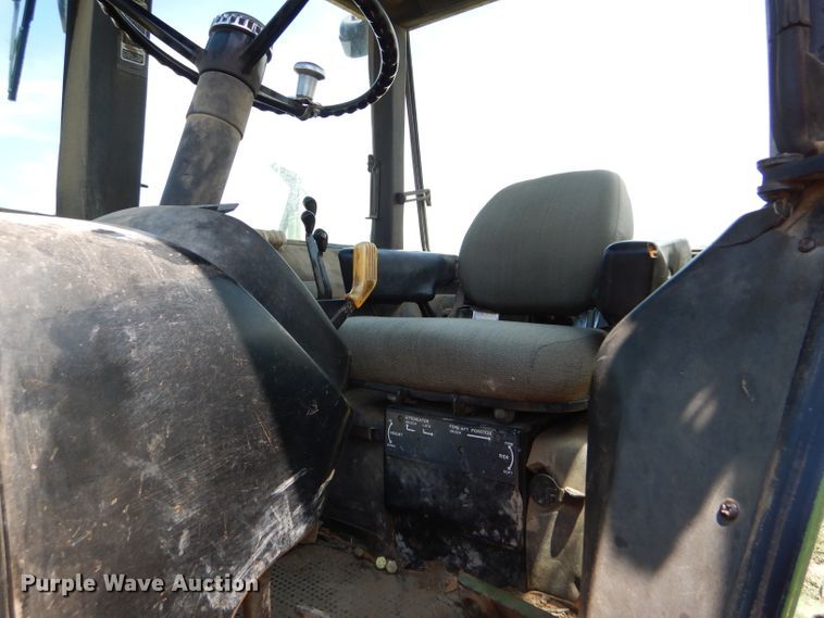 image for item FY9510 1980 John Deere 4440 tractor