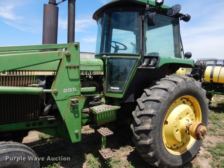 image for item FY9510 1980 John Deere 4440 tractor