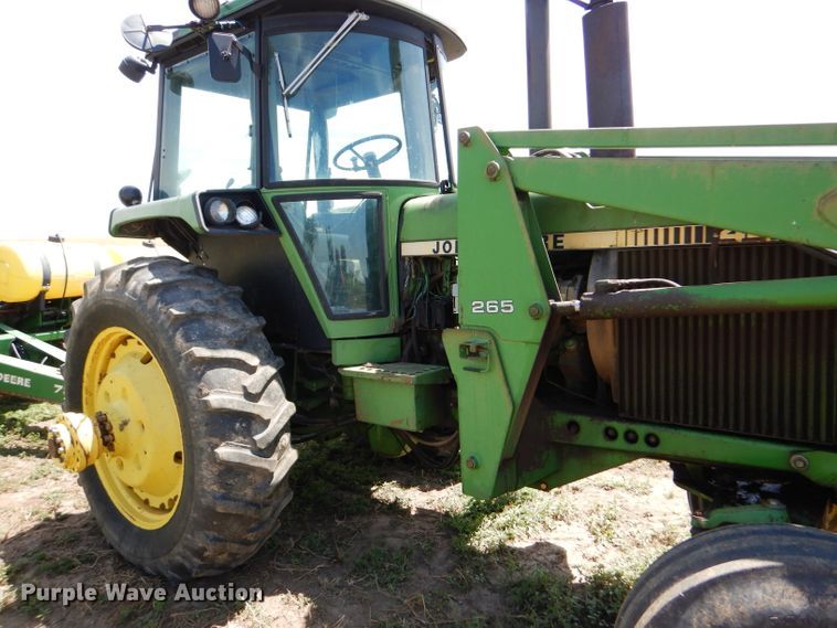 image for item FY9510 1980 John Deere 4440 tractor