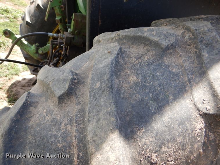 image for item FY9510 1980 John Deere 4440 tractor