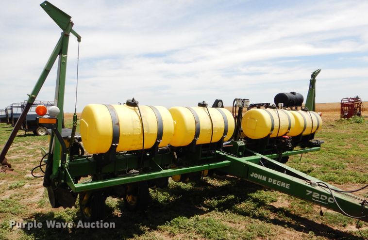 image for item FY9511 John Deere 7200 no-till planter
