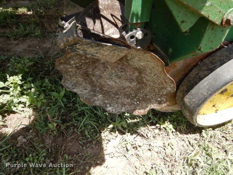 image for item FY9511 John Deere 7200 no-till planter