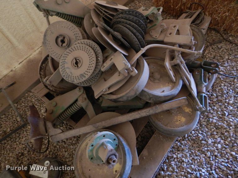 image for item FY9511 John Deere 7200 no-till planter