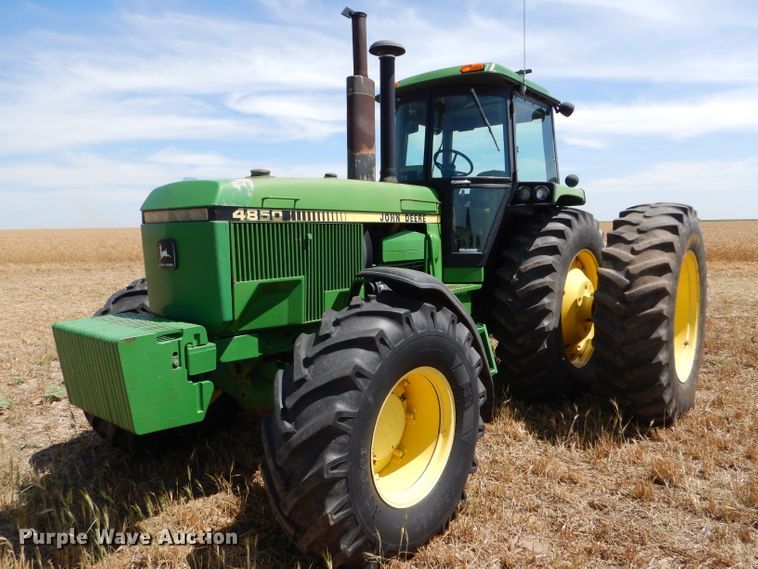 image for item FY9516 1988 John Deere 4850 MFWD tractor