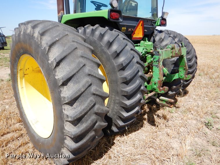 image for item FY9516 1988 John Deere 4850 MFWD tractor