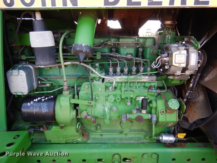 image for item FY9516 1988 John Deere 4850 MFWD tractor