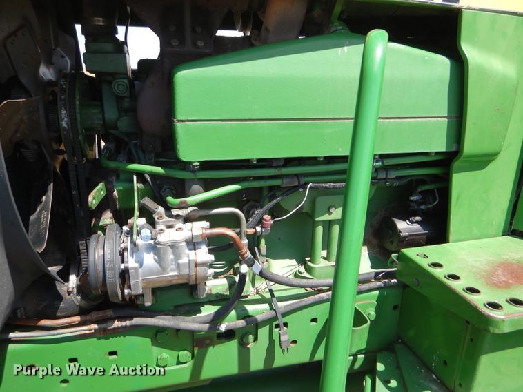 image for item FY9516 1988 John Deere 4850 MFWD tractor