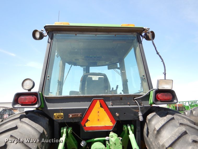 image for item FY9516 1988 John Deere 4850 MFWD tractor