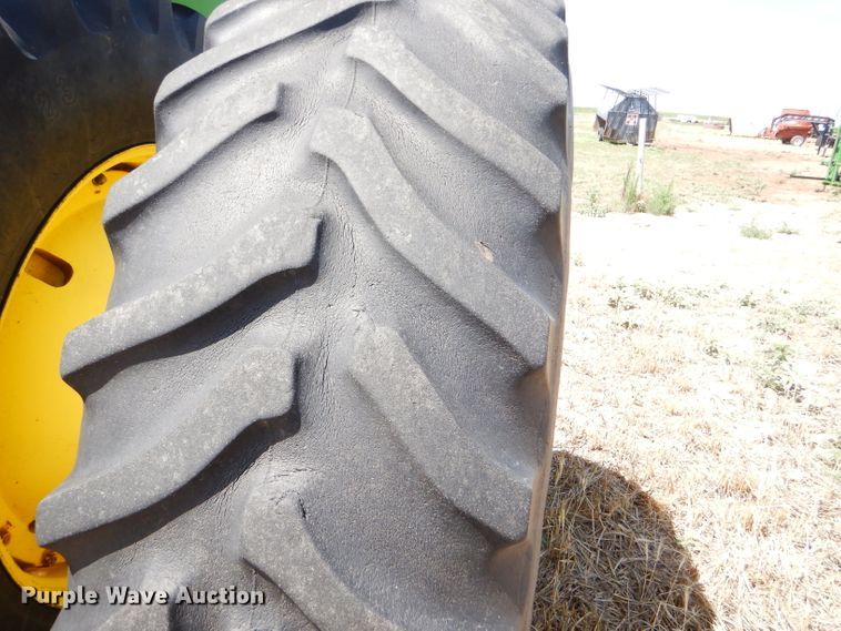 image for item FY9516 1988 John Deere 4850 MFWD tractor