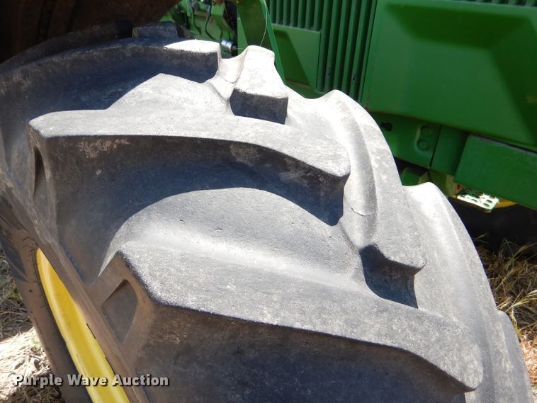 image for item FY9516 1988 John Deere 4850 MFWD tractor