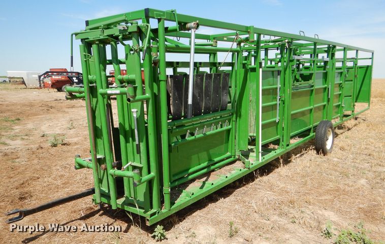 image for item FY9517 Livestock working corral