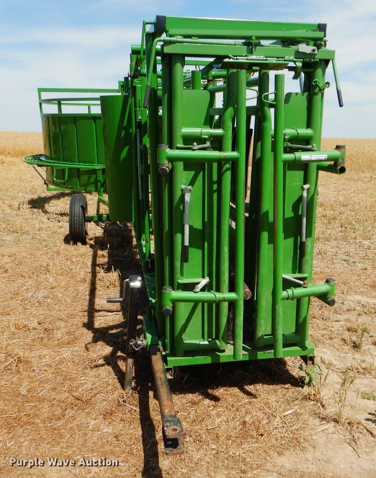 image for item FY9517 Livestock working corral