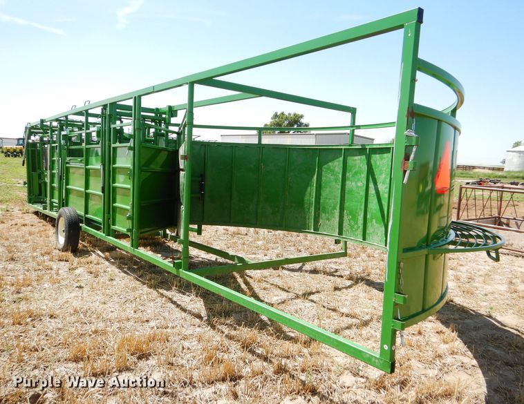 image for item FY9517 Livestock working corral