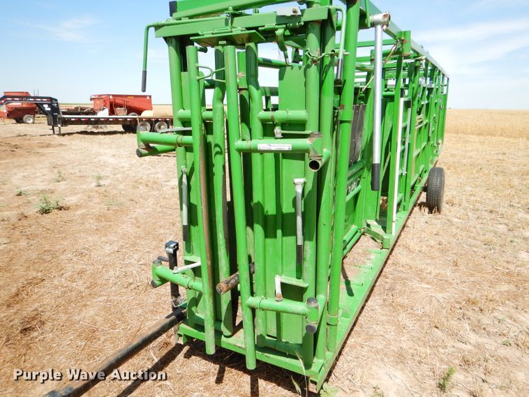 image for item FY9517 Livestock working corral