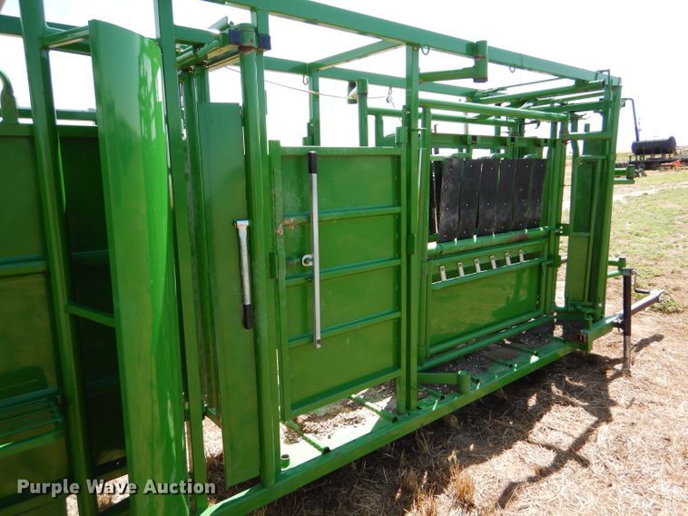 image for item FY9517 Livestock working corral
