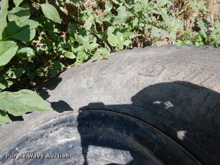 image for item FY9519 L-H creep feeder