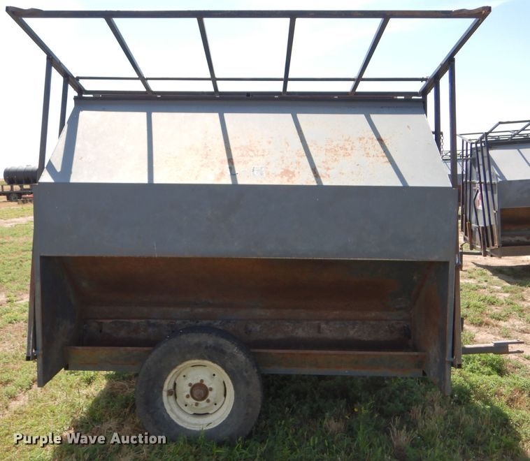 image for item FY9520 L-H creep feeder